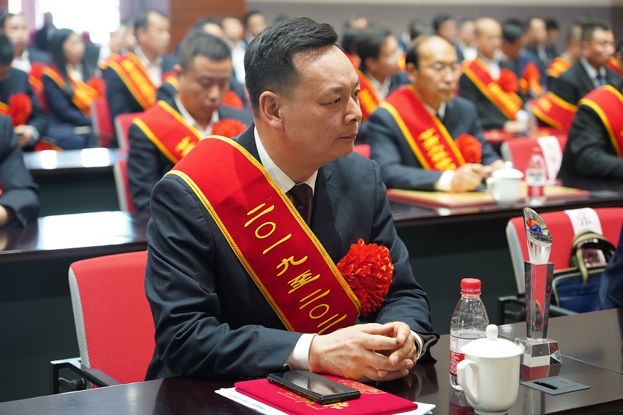 1626838127353065693.jpg 張昕朗.jpg